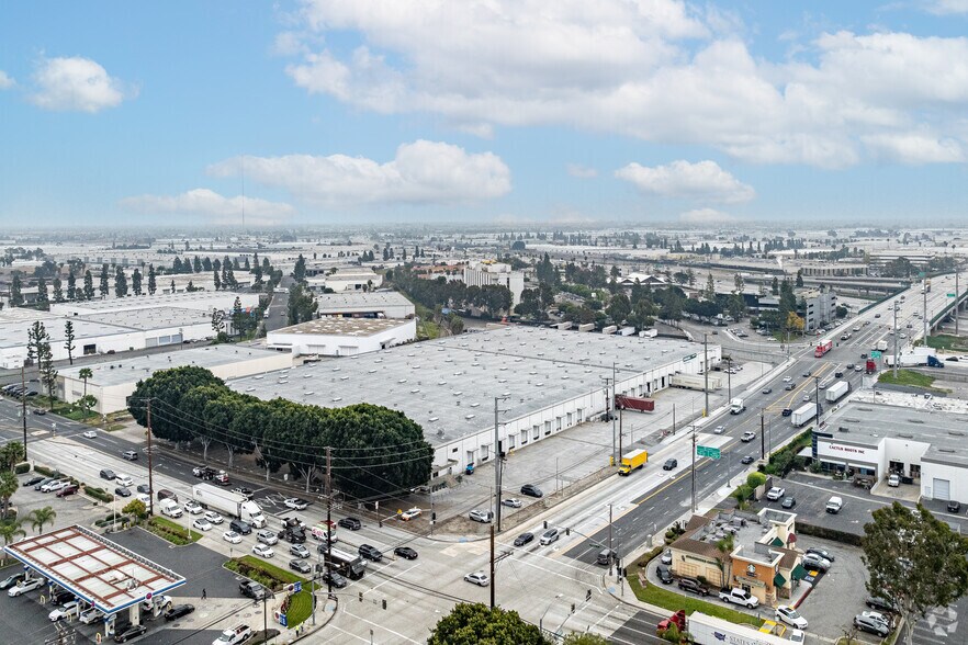 More Photos Of 15910-15912 Valley View Ave, La Mirada Warehouse For Lease