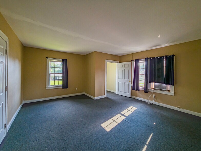 More Photos Of 521 SE 5th Ave, Moultrie Apartments For Sale