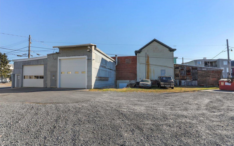 More Photos Of 351 S Potomac St, Hagerstown Office Residential For Sale