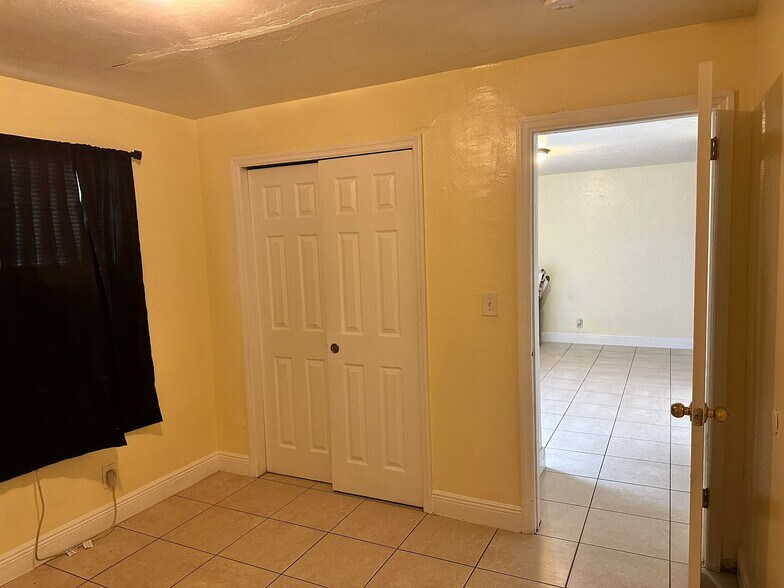 More Photos Of 417 NW 7th Ave, Pompano Beach Apartments For Sale