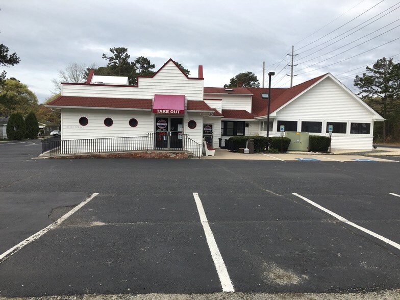 Primary Photo Of 364 E Main St, Tuckerton Restaurant For Sale