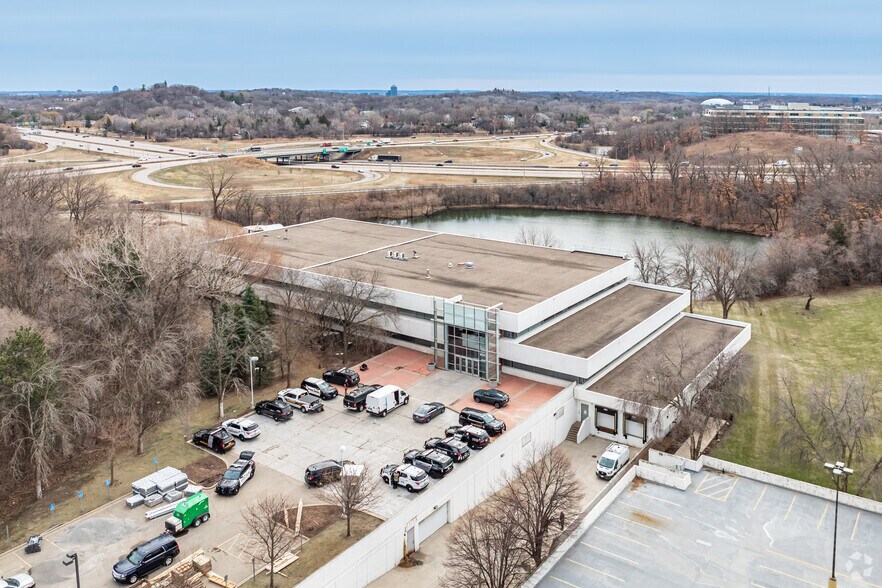 More Photos Of 9705 Data Park Dr, Minnetonka Office For Sale