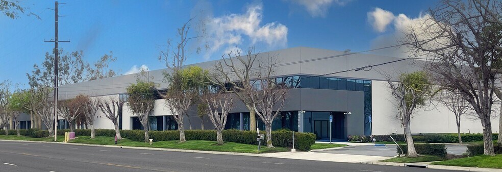 More Photos Of 4501 E Airport Dr, Ontario Warehouse For Lease