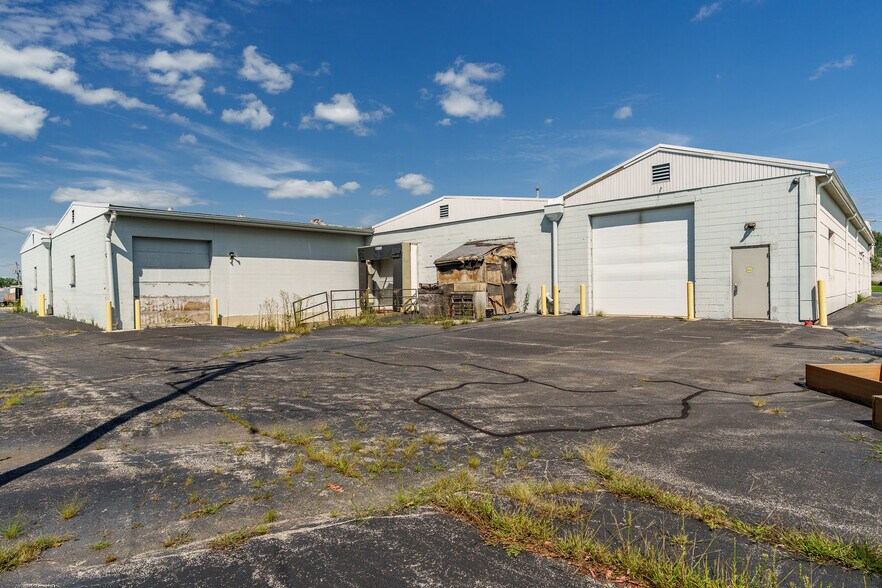 More Photos Of 6212 Material Ave, Loves Park Warehouse For Sale