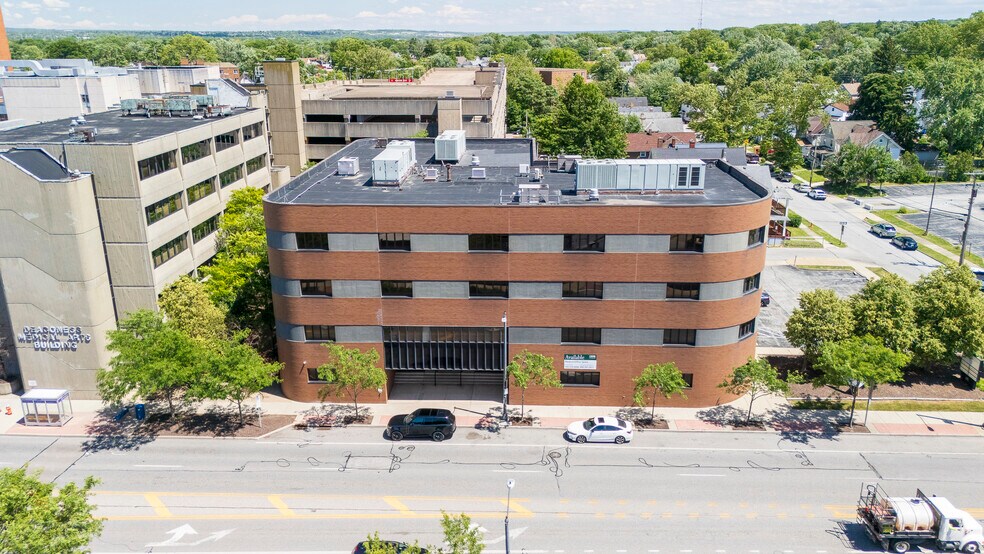 Primary Photo Of 4269 Pearl Rd, Cleveland Office For Lease