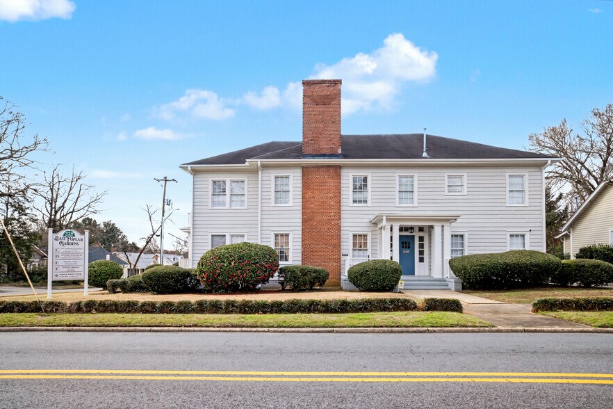 More Photos Of 228 E Poplar St, Griffin Office For Lease