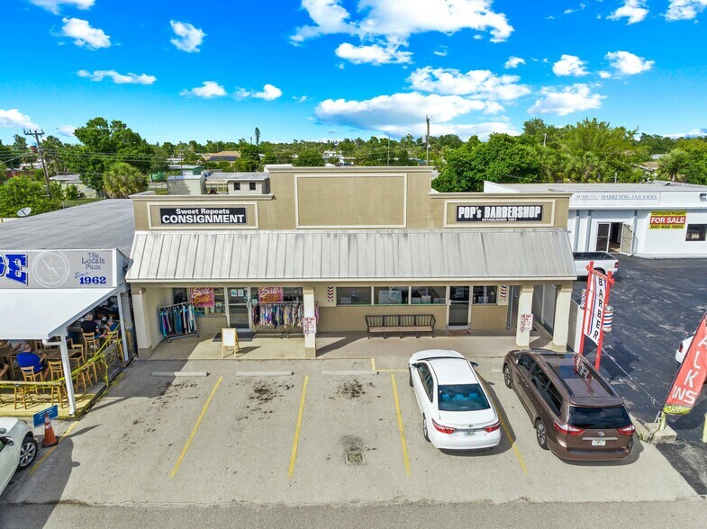 Primary Photo Of 3642 Tamiami Trl, Port Charlotte Unknown For Lease