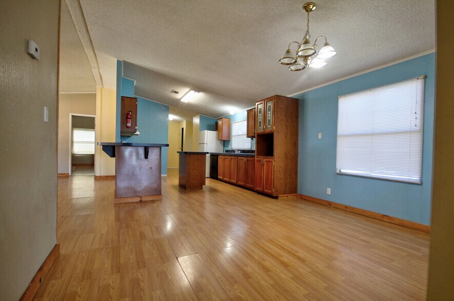 More Photos Of 1504 RR 261, Buchanan Dam Trailer Camper Park For Sale