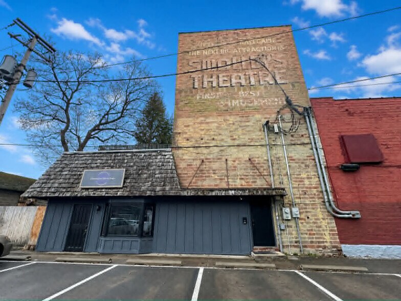 Primary Photo Of 127 Main St, Cooperstown Storefront For Sale