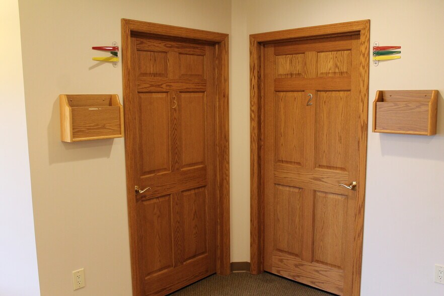 More Photos Of 215 Grove City Rd, Slippery Rock Medical For Sale