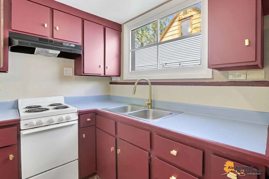 More Photos Of 1335 Hyder St, Anchorage Apartments For Sale