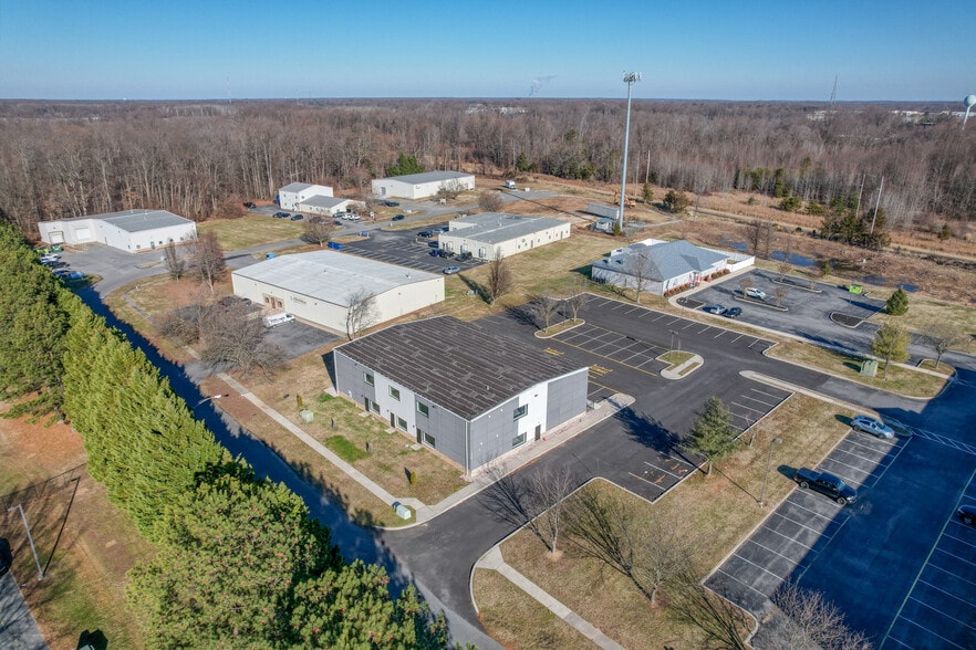 More Photos Of 1241 College Park Dr, Dover Loft Creative Space For Lease