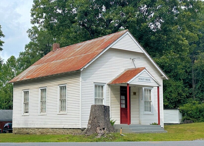 880 Chestnut Hill Rd, Harpers Ferry, WV 25425 Religious Facility For
