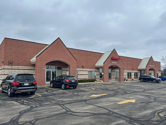 More Photos Of 4700 W Ryan Rd, Franklin General Retail For Sale