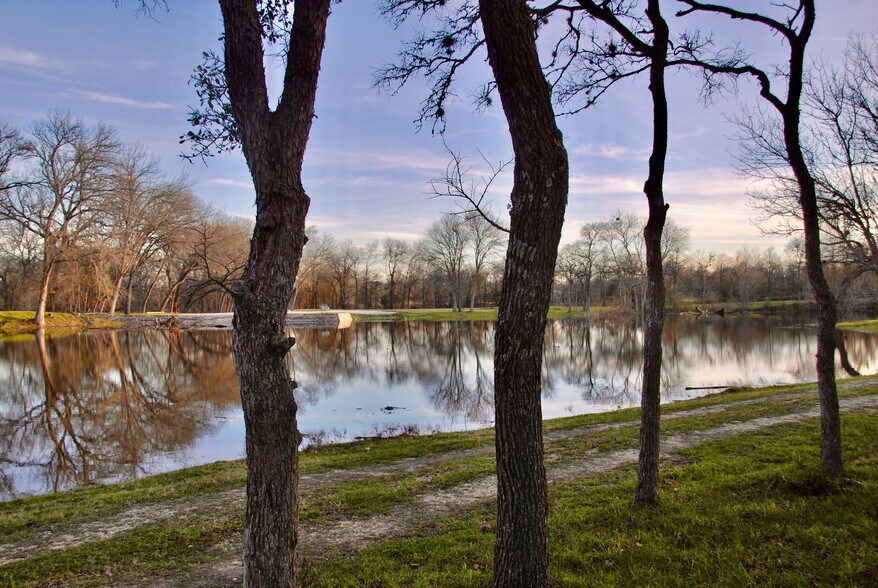 More Photos Of 900 Old Lytton Springs Rd, Lockhart Land For Sale