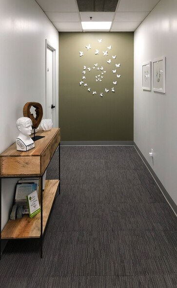 More Photos Of 300 Tamal Plz, Corte Madera Office Residential For Lease