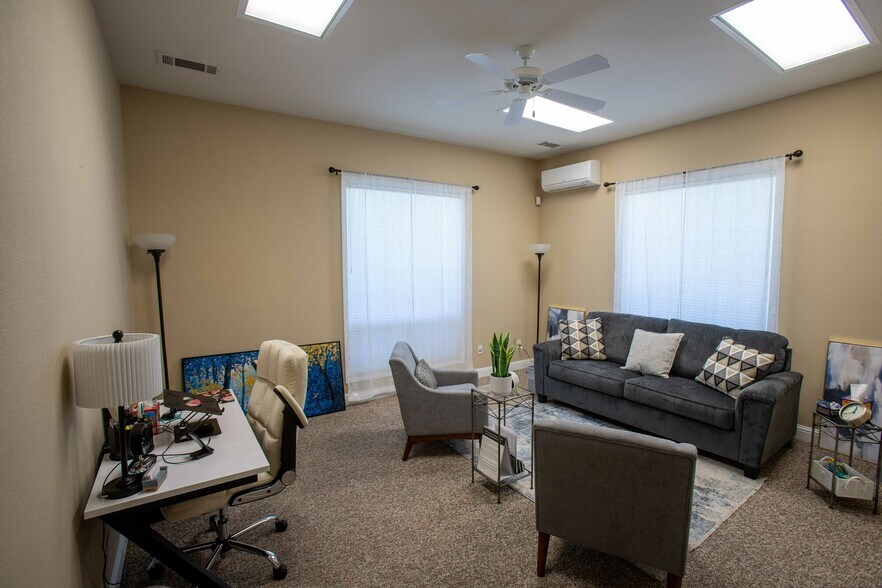 More Photos Of 353 Park Marina Cir, Redding Loft Creative Space For Sale