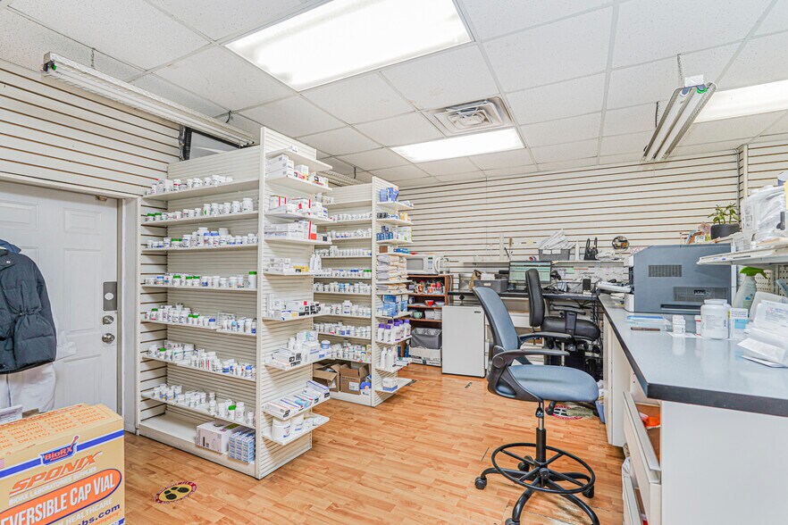 More Photos Of 174 Avenue O, Brooklyn Storefront Retail Residential For Sale