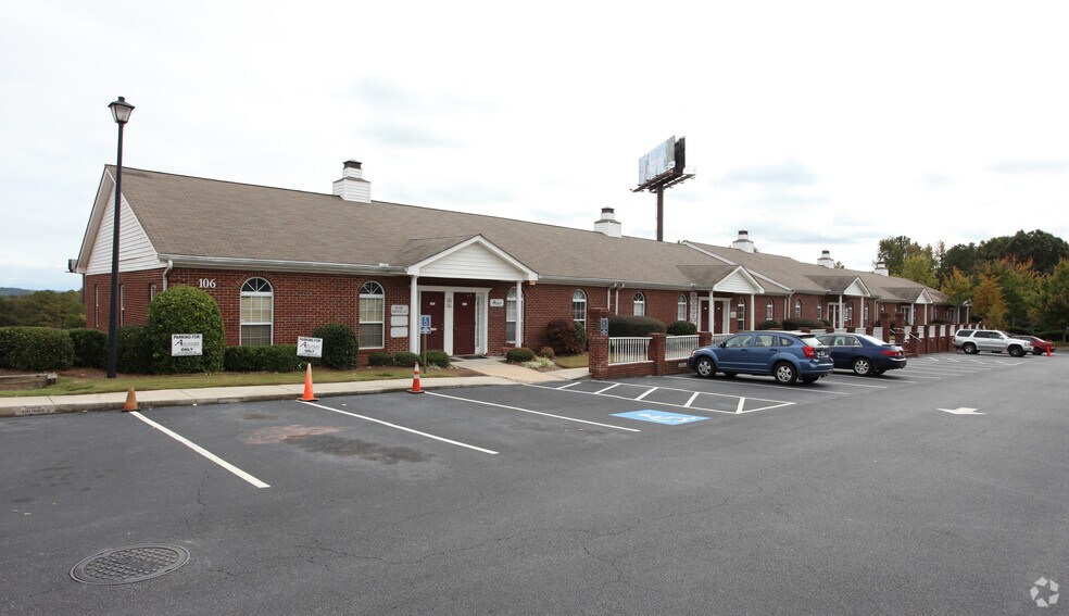 Primary Photo Of 106 Colony Park Dr, Cumming Office Residential For Lease