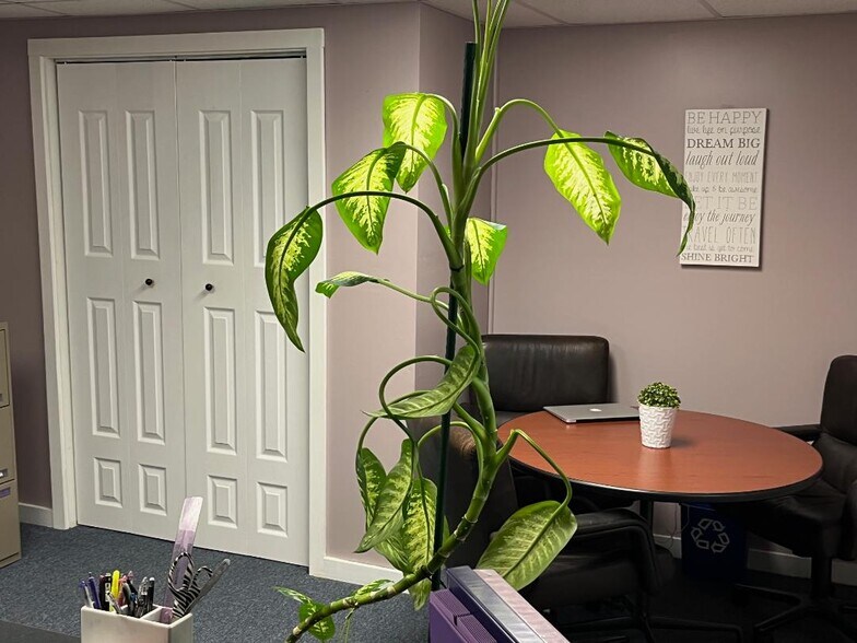 More Photos Of 284 Merrow Rd, Tolland Office For Sale