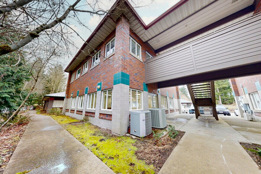 More Photos Of 1770 Barnes Blvd SW, Tumwater Office For Sale