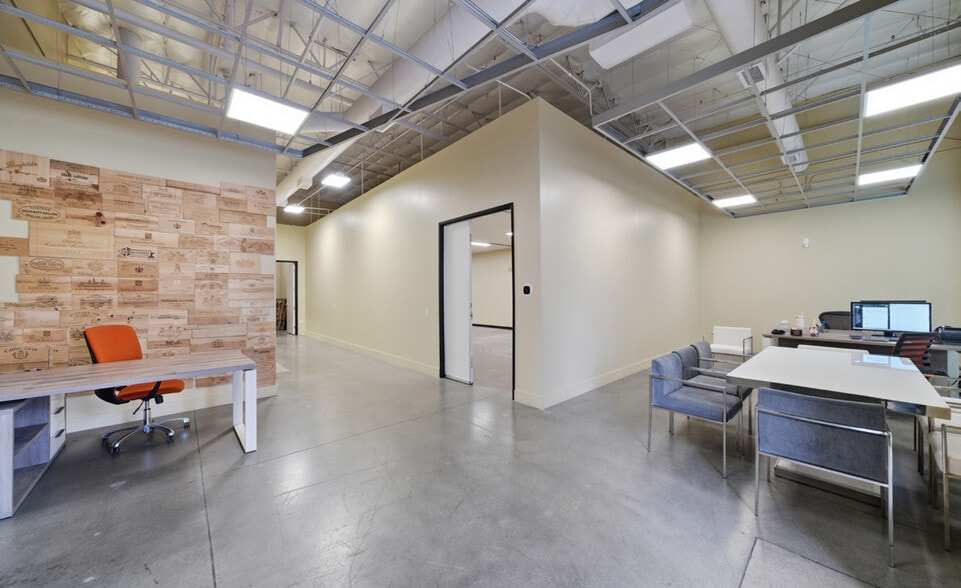 More Photos Of 9560-9640 Research Dr, Irvine Research And Development For Sale