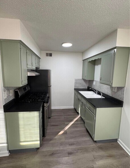More Photos Of 2312 N 155th St, Basehor Apartments For Sale