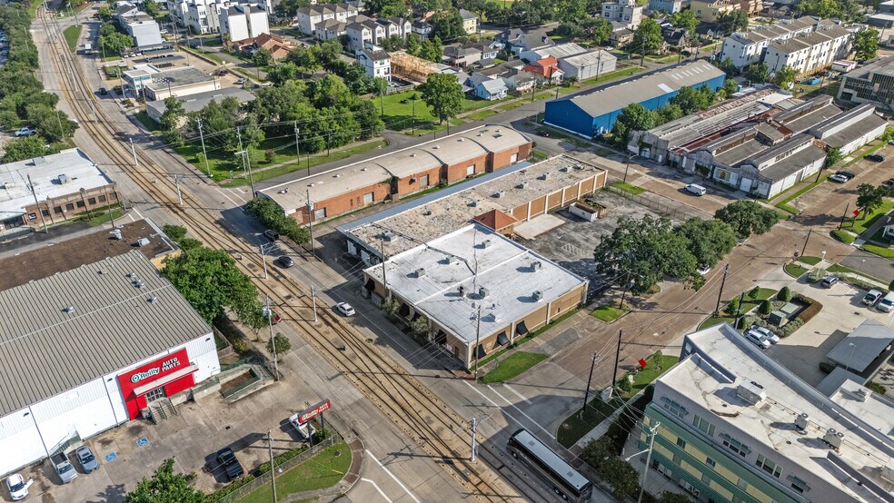More Photos Of 3219 Harrisburg Blvd, Houston Medical For Lease