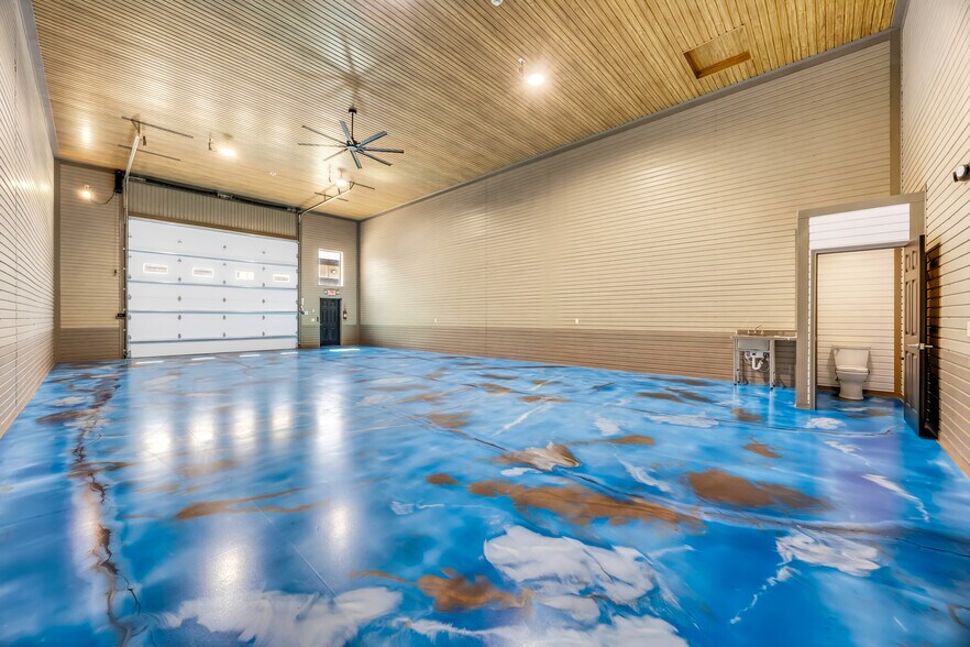More Photos Of 144 McCrary Rd, Mooresville Industrial For Sale