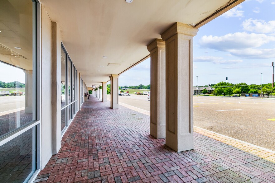 More Photos Of 4000 S Frontage Rd, Vicksburg Unknown For Lease