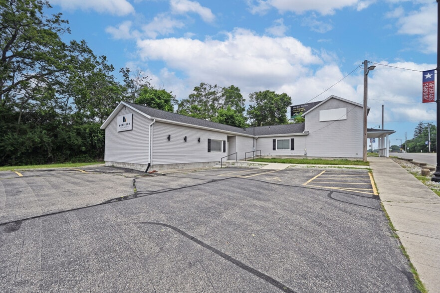 More Photos Of 9101 N Dixie Dr, Dayton Storefront Retail Office For Sale