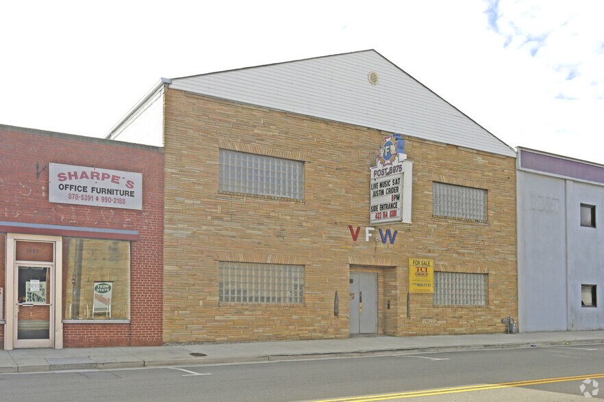 More Photos Of 1604 W State St, Bristol General Retail For Sale