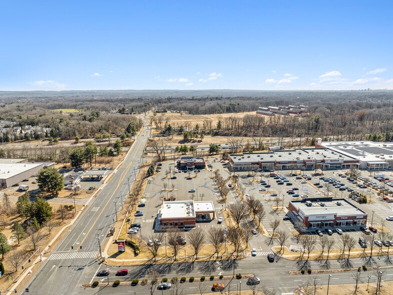 More Photos Of 1045 Kennedy Rd, Windsor Bank For Sale