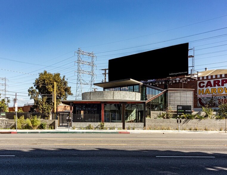 More Photos Of 3050 S La Cienega Blvd, Culver City Storefront Retail Office For Sale