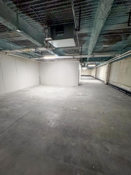 More Photos Of 206 S Broadway, Rochester Office For Lease