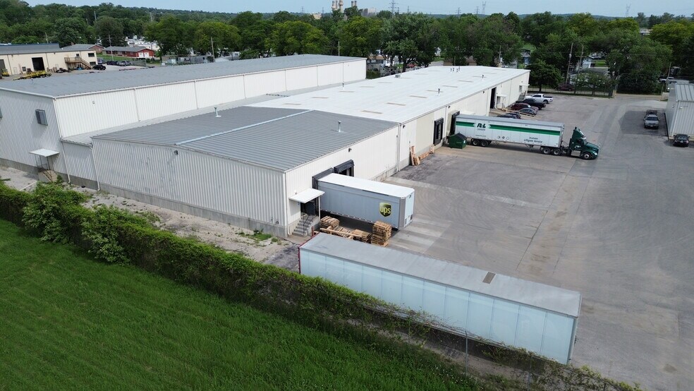 More Photos Of 6720 N 16th St, Omaha Warehouse For Sale