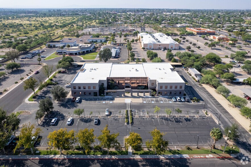 More Photos Of 7202 E Rosewood St, Tucson Office For Lease