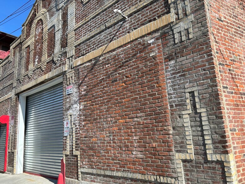 Primary Photo Of 15 E Farm St, Waterbury Warehouse For Sale