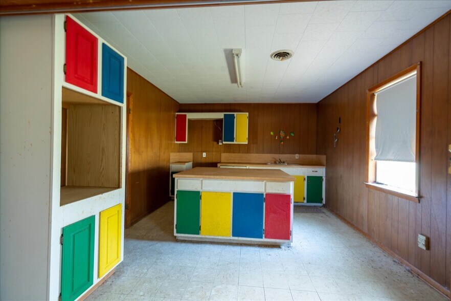 More Photos Of 2307 Irving St, West Orange Office For Sale