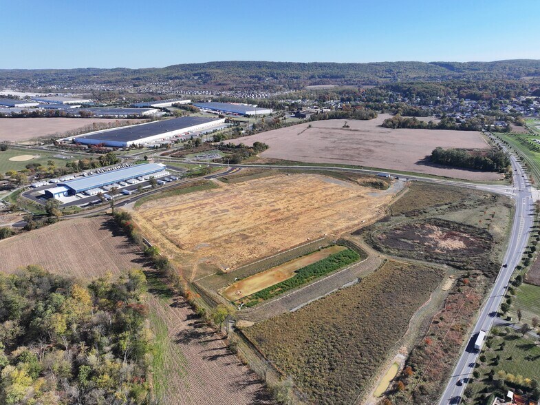 More Photos Of 8120 Sauerkraut Ln, Alburtis Manufacturing For Lease