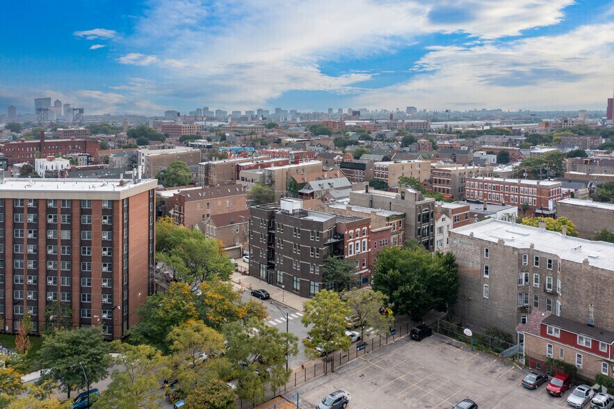 More Photos Of 1701 S Racine Ave, Chicago Multifamily For Sale
