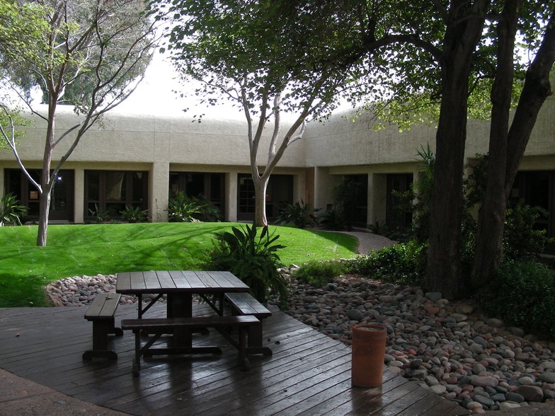 More Photos Of 8433 N Black Canyon Fwy, Phoenix Office For Lease