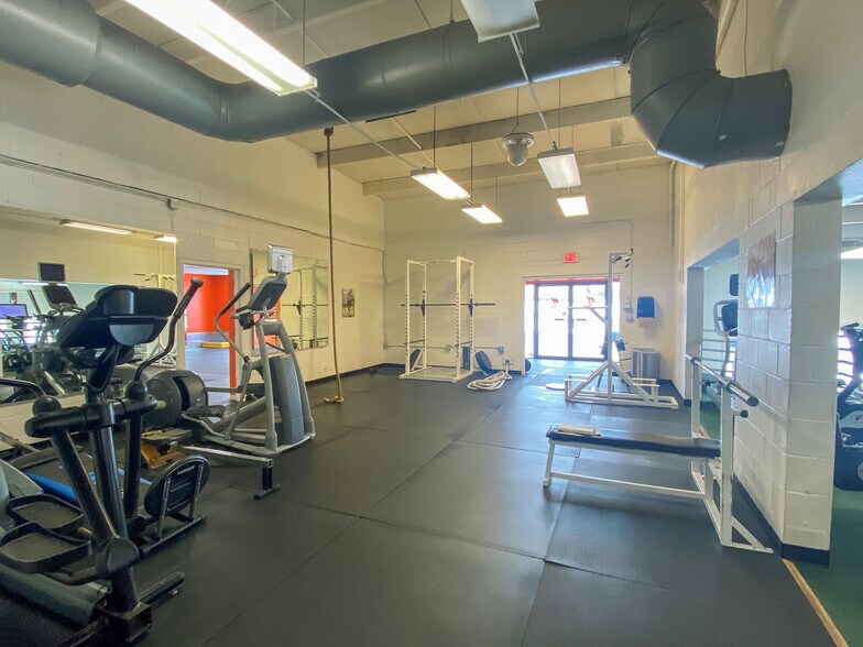 More Photos Of 1510-1520 Martin St, State College Sports And Entertainment For Lease