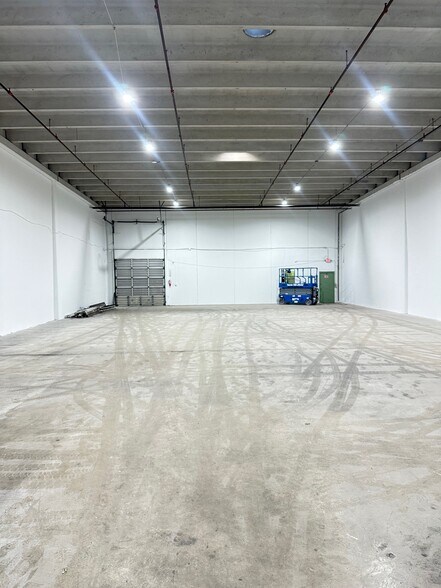 More Photos Of 3300-3390 SW 13th Ave, Fort Lauderdale Unknown For Lease