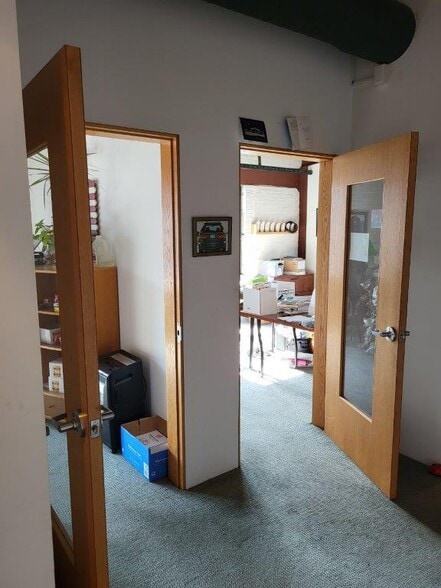 More Photos Of 1601 N Jessup St, Wilmington Manufacturing For Lease