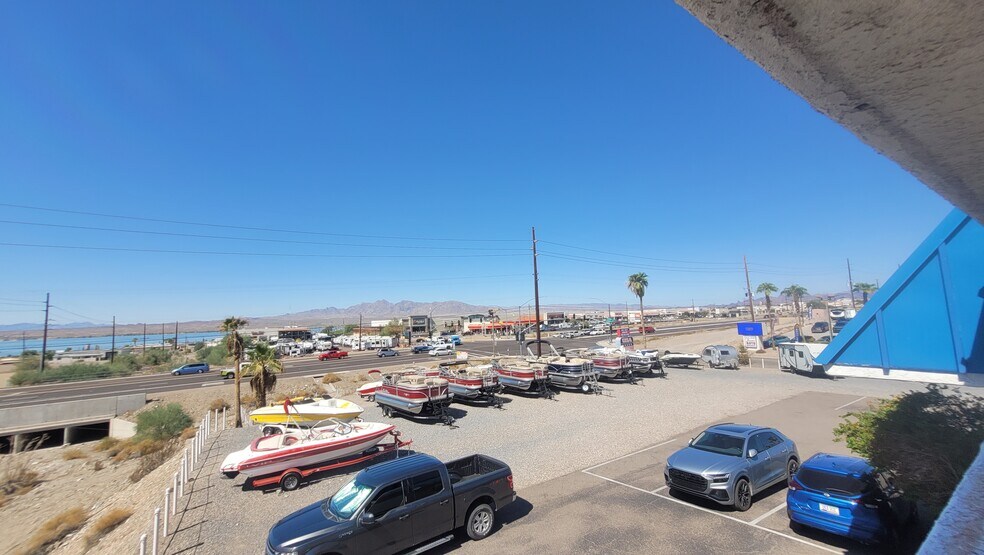 More Photos Of 951 Lake Havasu Ave N, Lake Havasu City Showroom For Lease