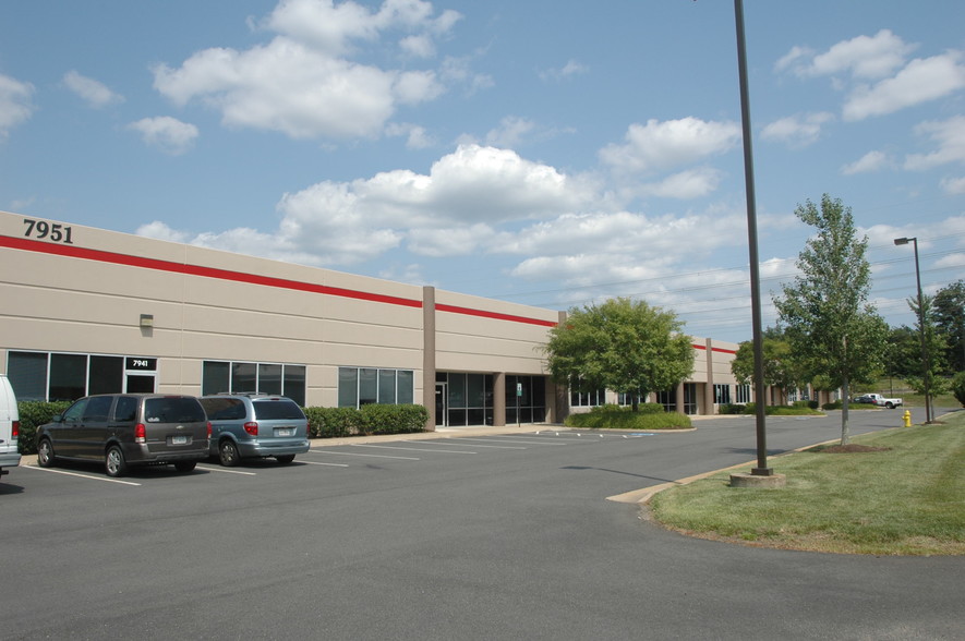 Primary Photo Of 7951 Gainsford Ct, Bristow Light Distribution For Lease