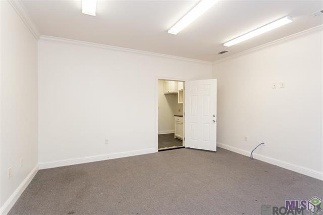 More Photos Of 10163 Patriot Dr, Baton Rouge Warehouse For Lease