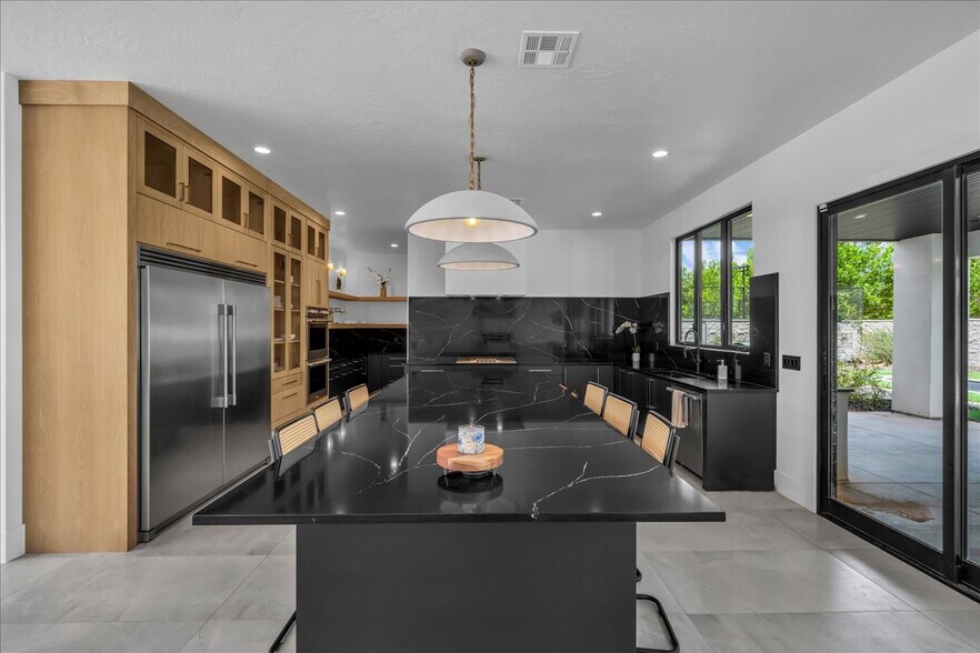 More Photos Of 3366 W 2100 S, Hurricane Multifamily For Sale