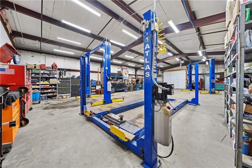 More Photos Of 391 E Main St, Andover Auto Repair For Sale